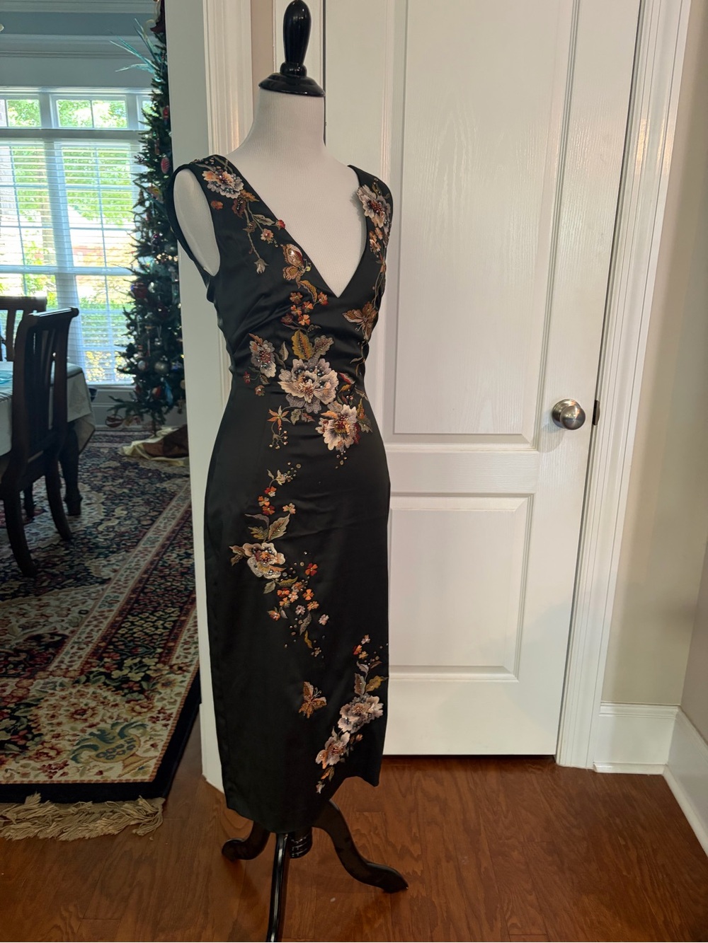 Black Floral V-Neck Midi Dress with Embroidered Blooms